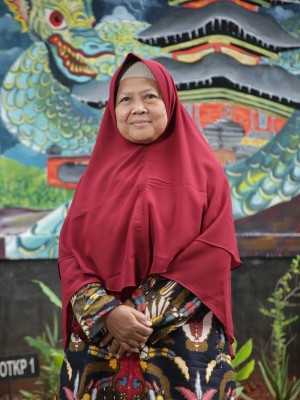 Dra. YAYAH ROKAYAH